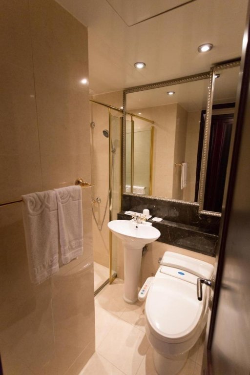 Фото Yeoksam Artnouveau City Hotel and Residence