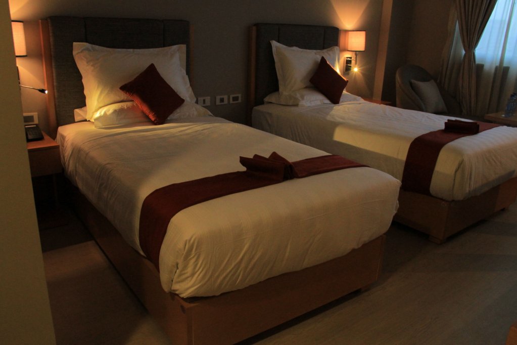 Фото Боле Амбассадор