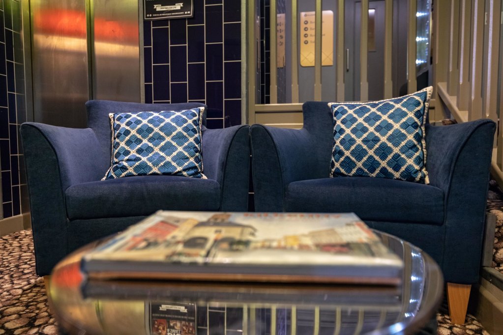 Фото Kilkenny Inn Hotel