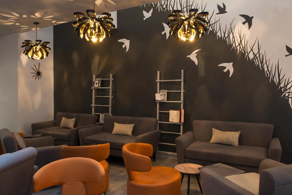 Фото The Wesley Euston