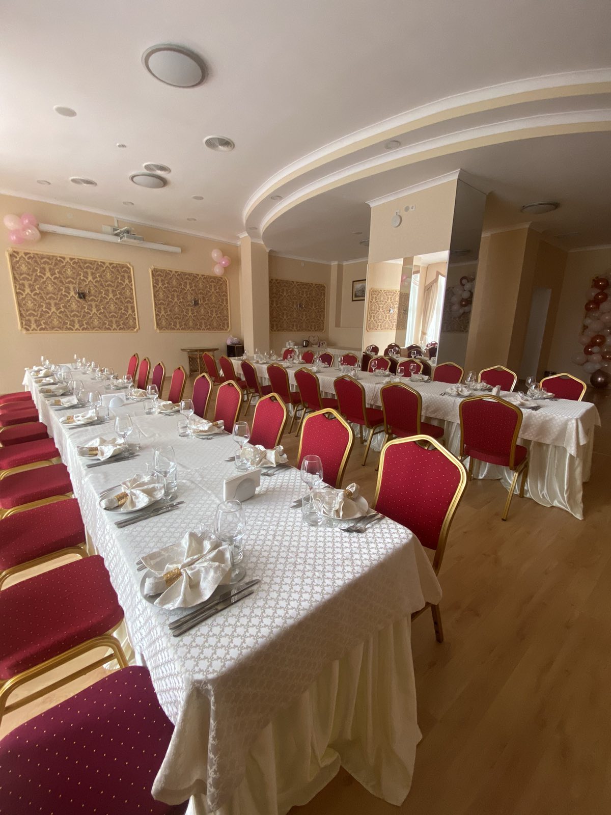 Фото Весёлый Хотэй