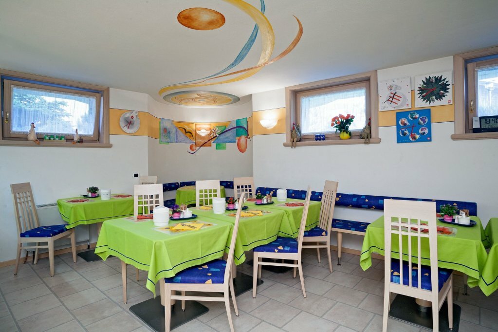 Фото Hotel Garni La Suisse