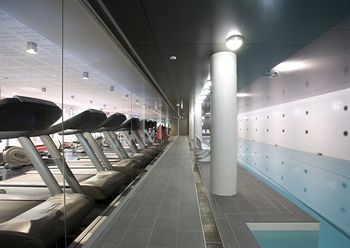 Фото Hotel Realm