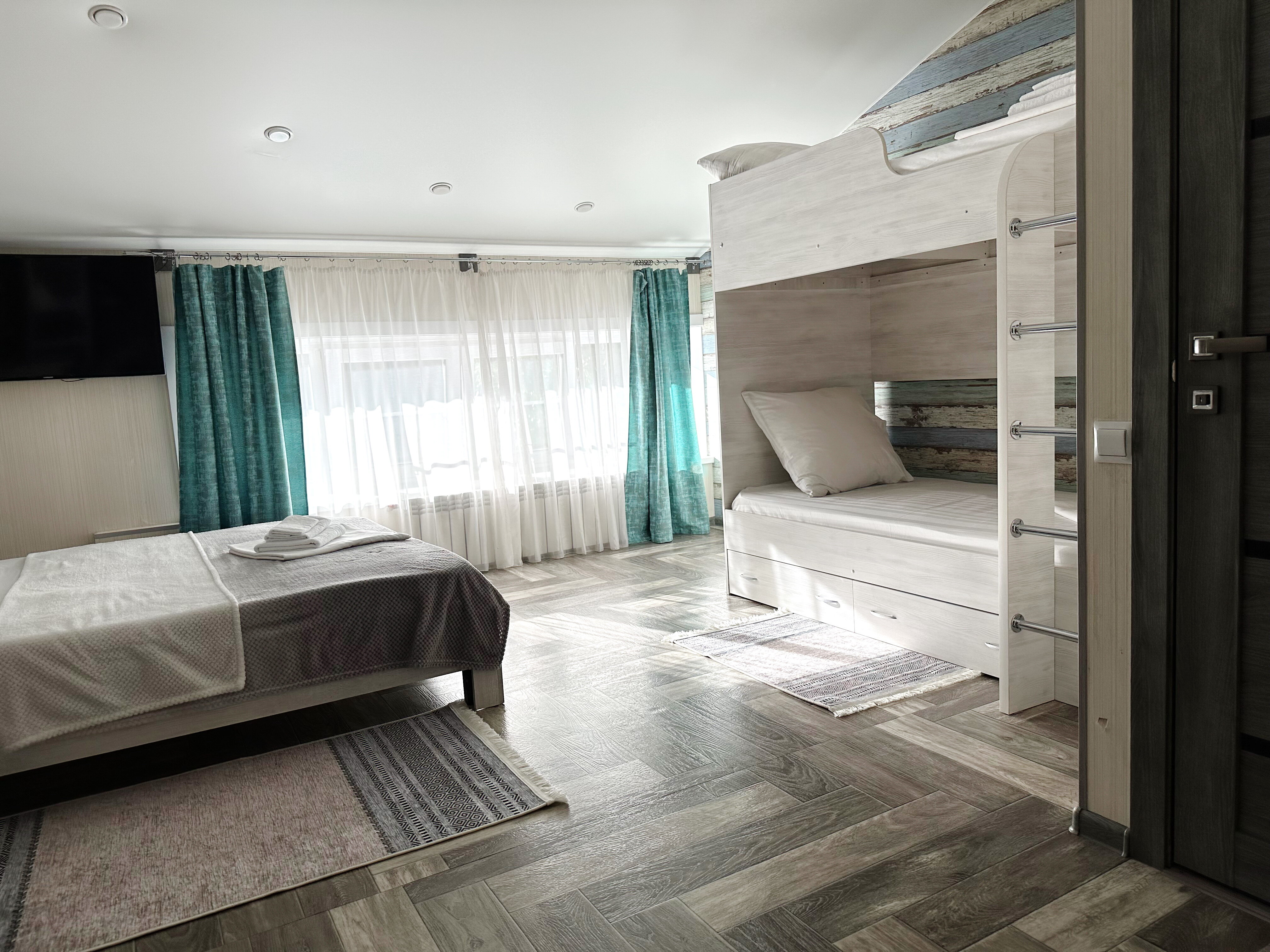 Фото Три  Кита