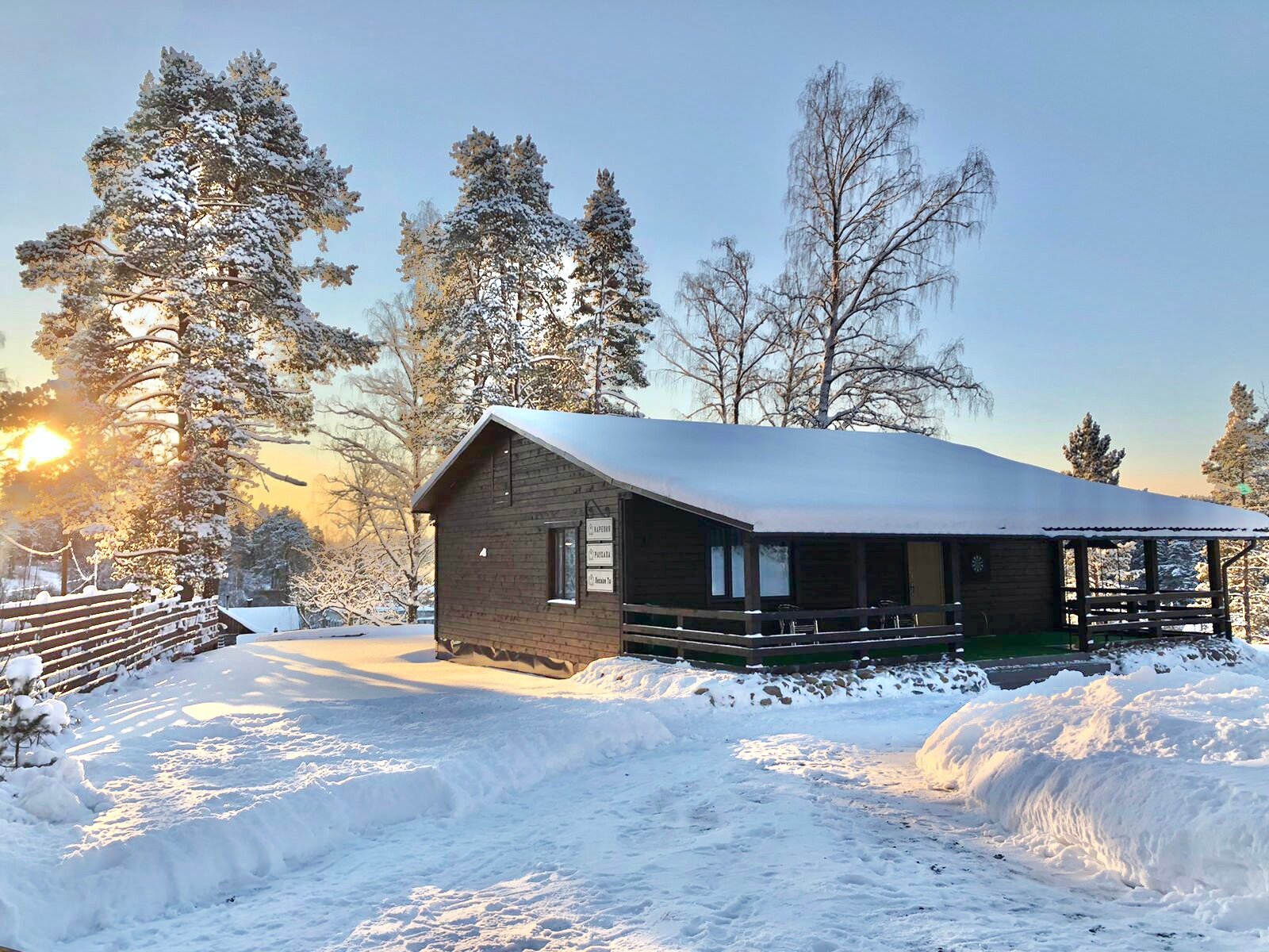 Фото Дом на скале