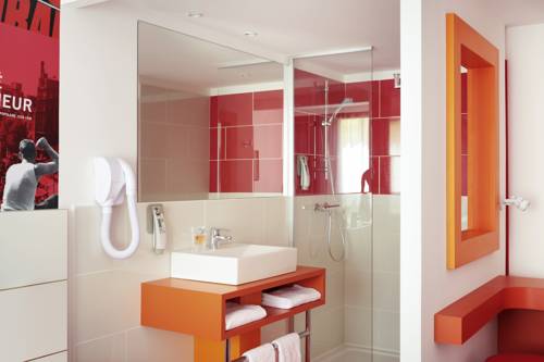 Фото Hotel ibis Styles Montpellier Centre Comedie