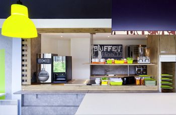 Фото Ibis budget Clermont-Ferrand Nord Riom