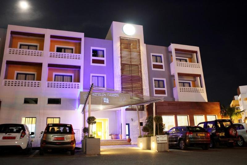 Фото Kefalos Damon Hotel Apartments