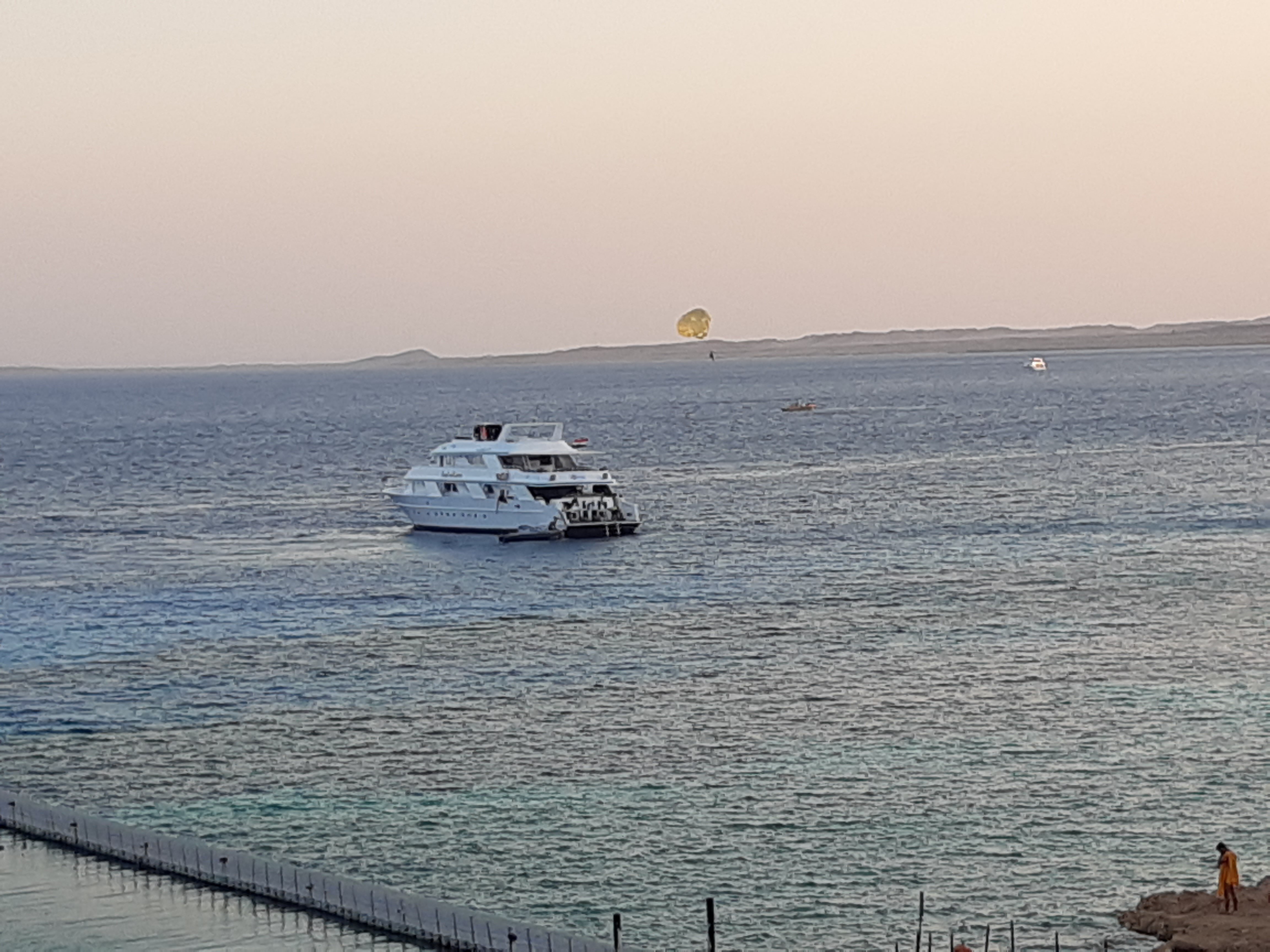 Фото Reef Oasis Beach