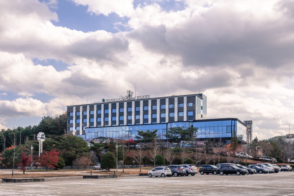 Фото Chuncheon Bears Hotel