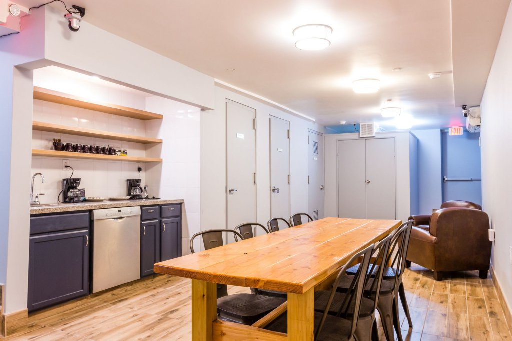 Фото The Park Ave North Hotel