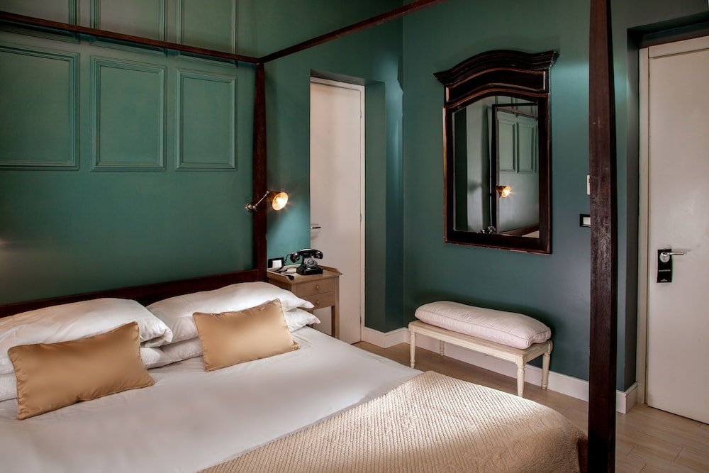 Фото The B Place Hotel