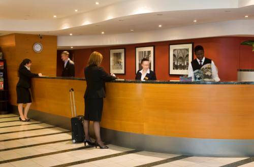 Фото Clarion Suites Gateway