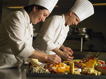 Фото Delta Hotels by Marriott Saint John