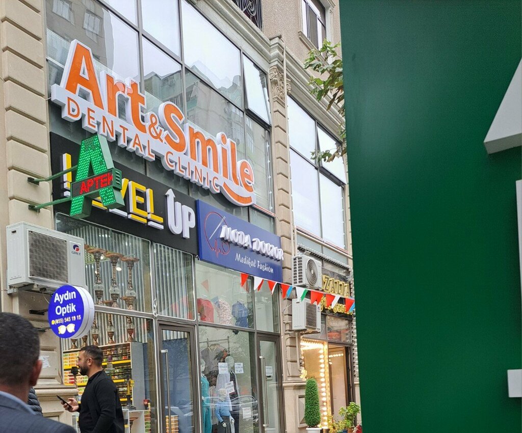 Stomatoloji klinika Art & Smile, Bakı, foto
