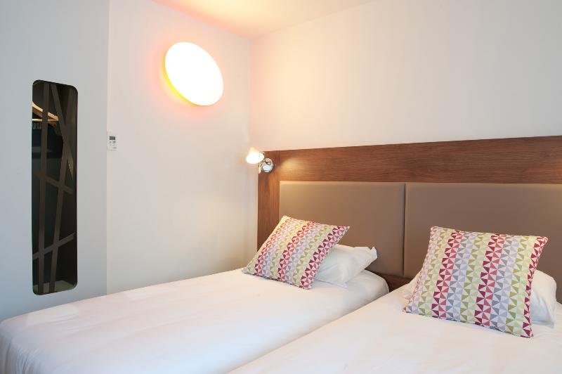 Фото Campanile Limoges Centre - Gare