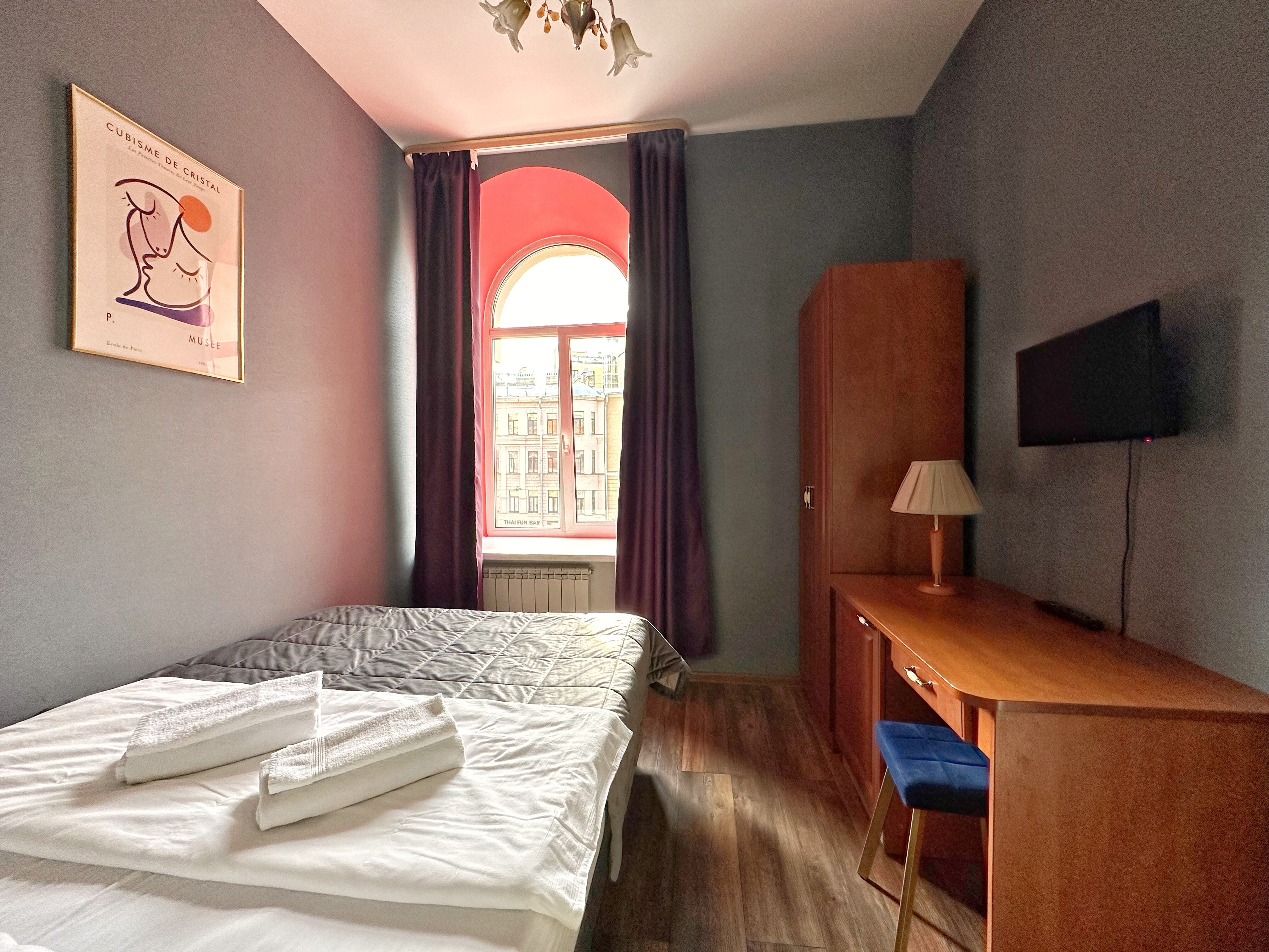 Фото Laika на Грибоедова