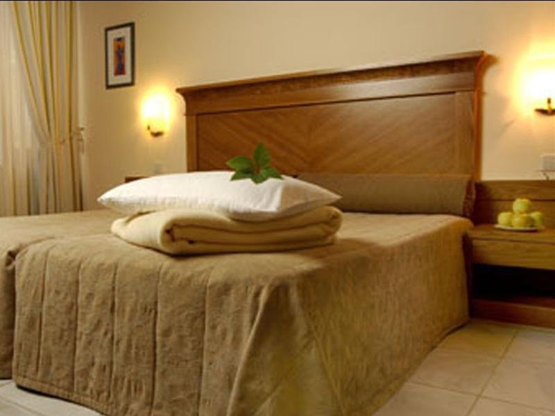 Фото Hotel Ideon