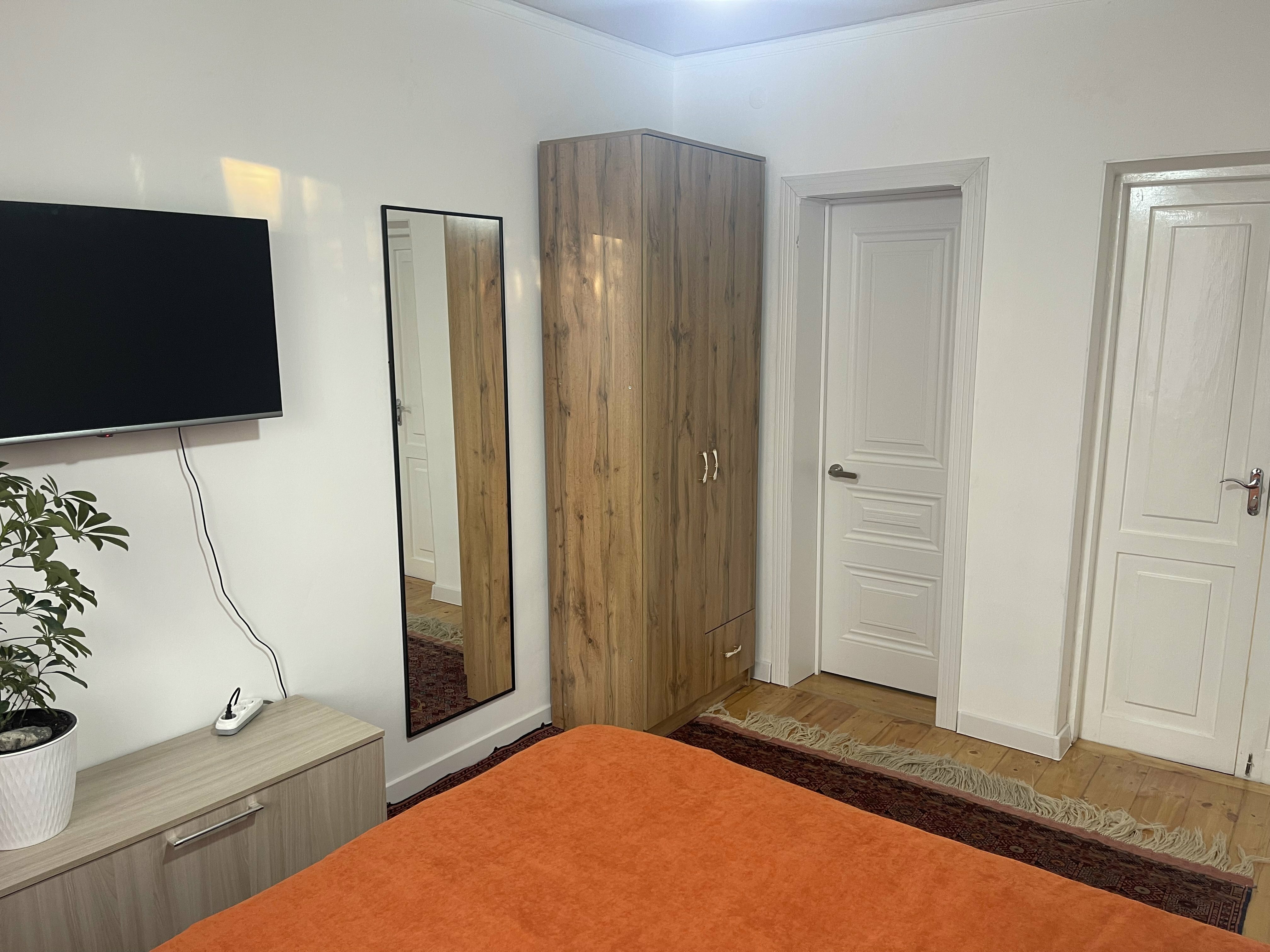 Фото Family Guest House & Hostel
