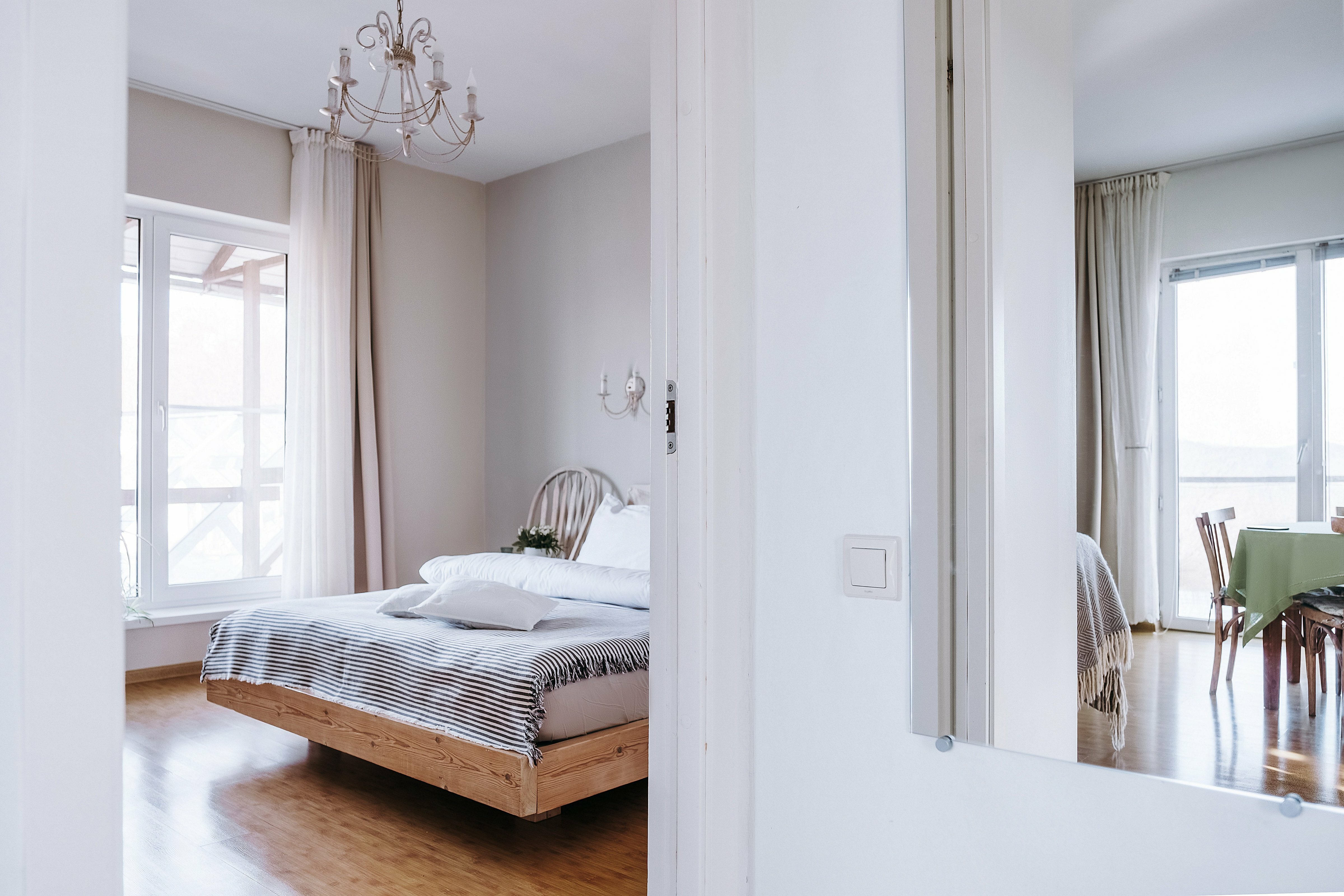 Фото Дом с Кипарисами в горах с видом на море