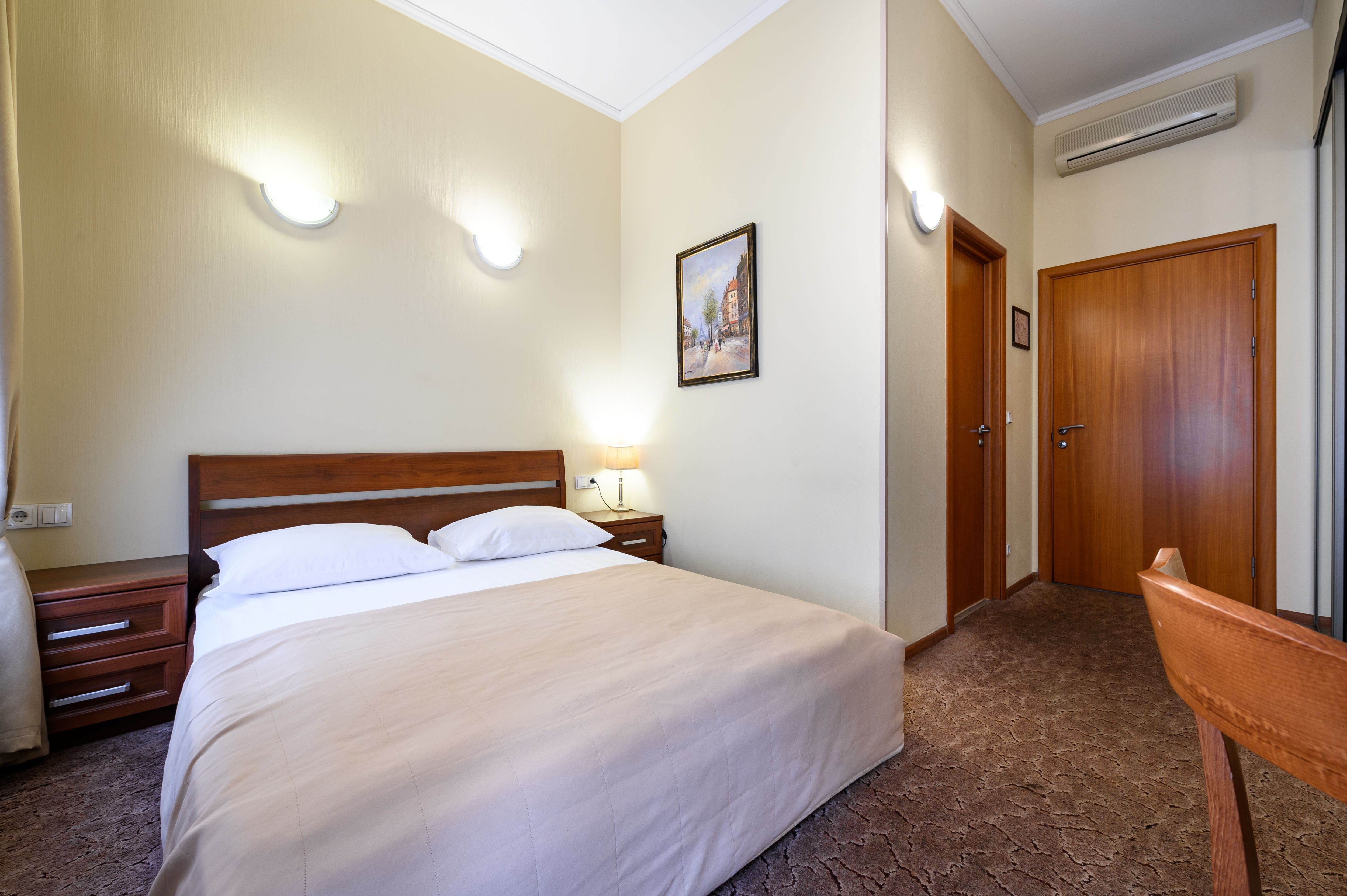 Фото Solo на Большом проспекте