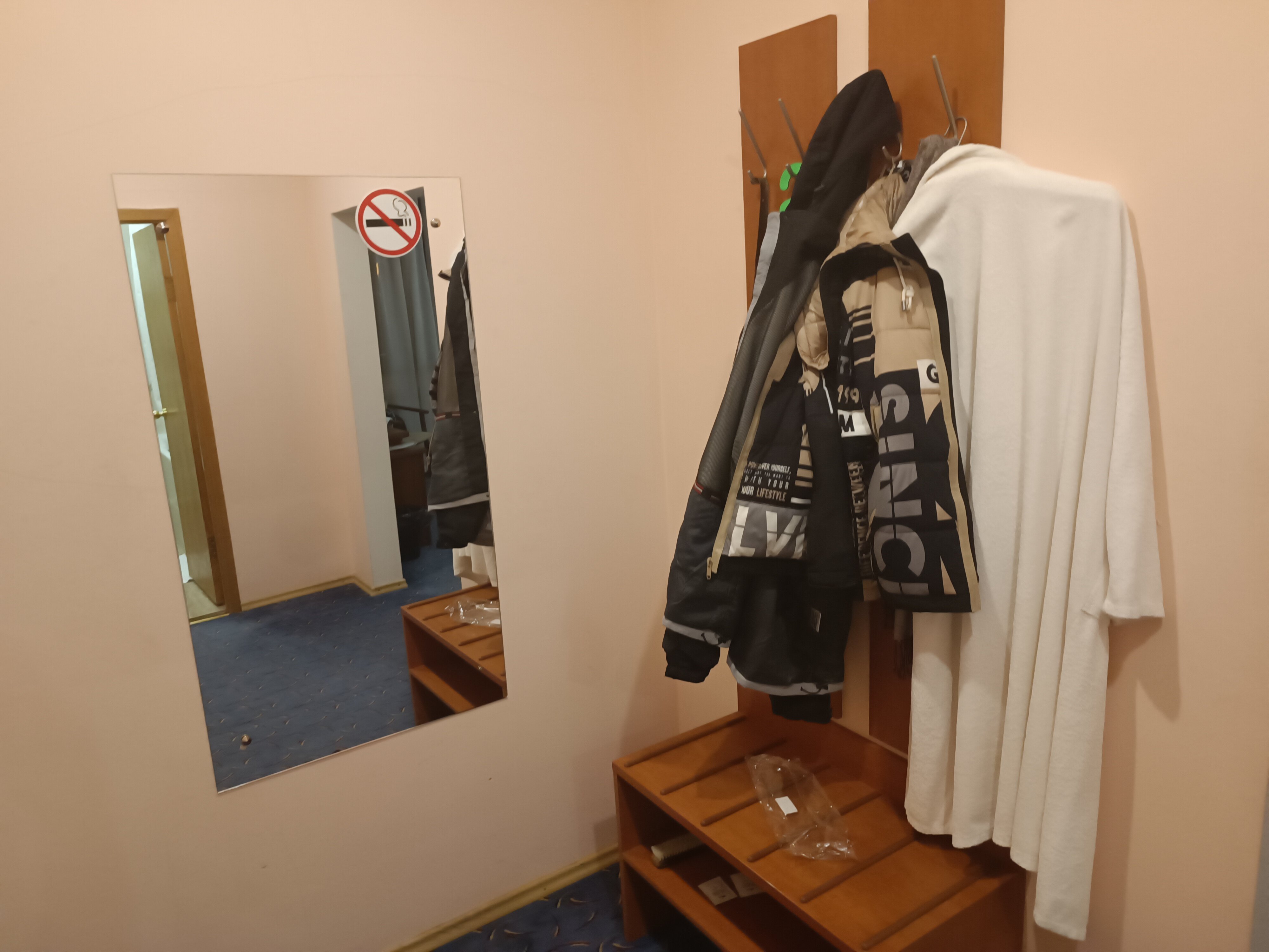 Фото Континент