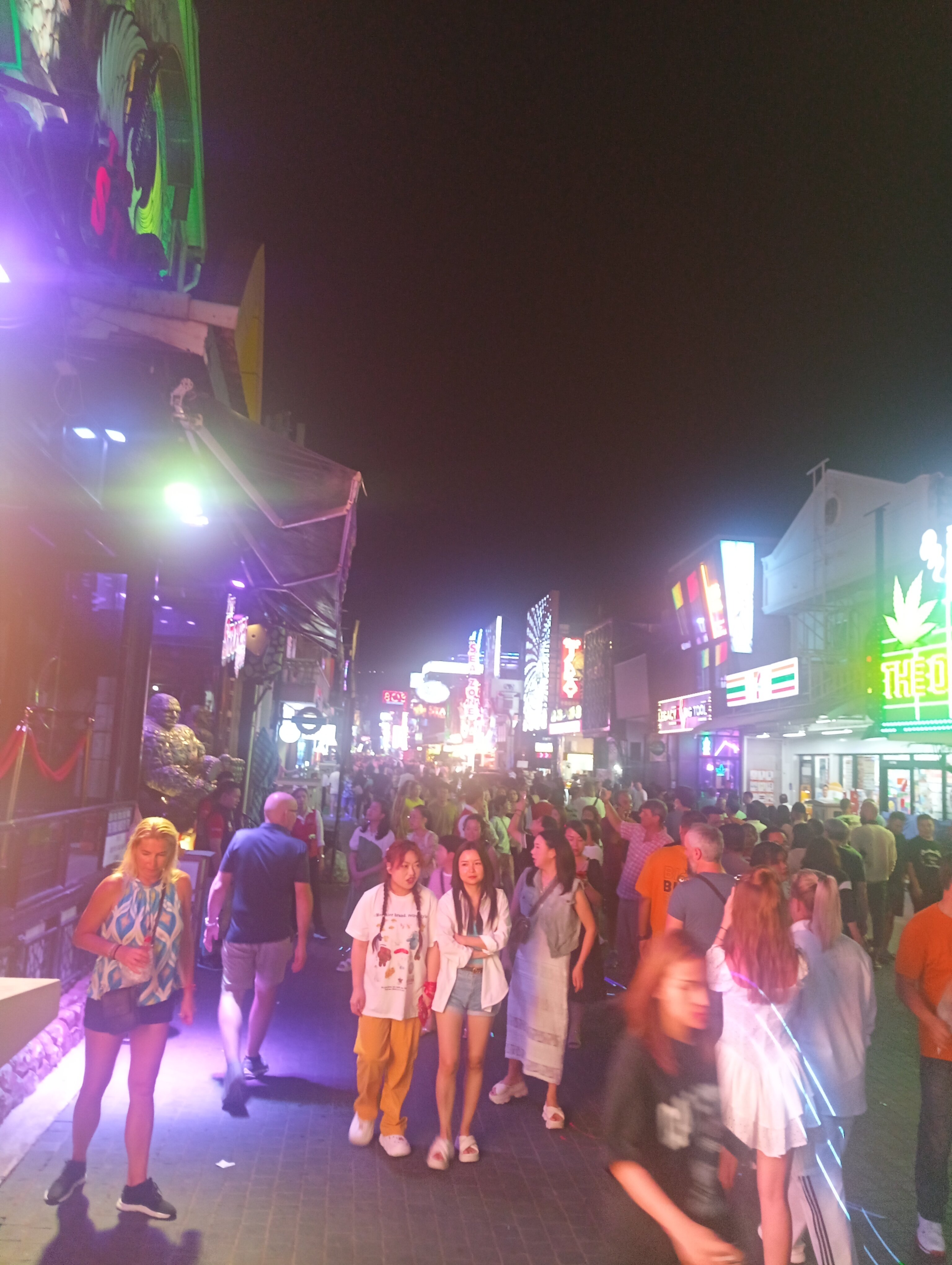 Фото Walking Street Guest House