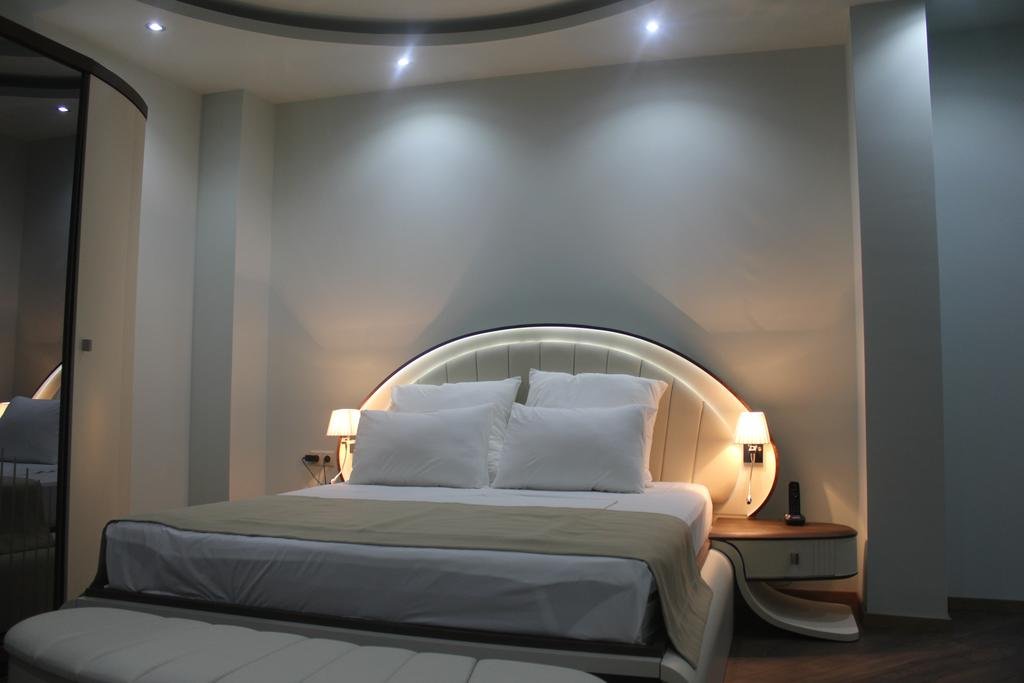 Фото Лайт Палас