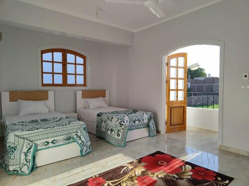 Гостиница Lemon Tree Guest House and Swimming Pool