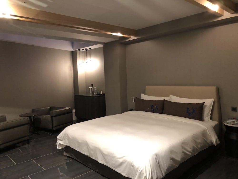 Фото Birdman Motel