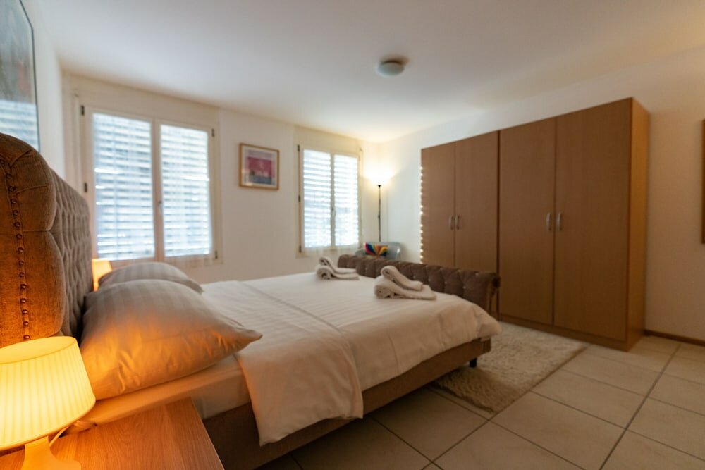 Фото Los Lorentes Residences - Bulle