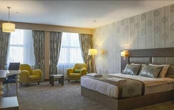 Гостиница Inegol Royal Hotel в Инегёле