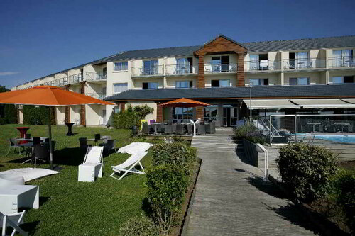 Гостиница Hotel The Originals du Golf de l'Ailette Laon Sud в Суассоне