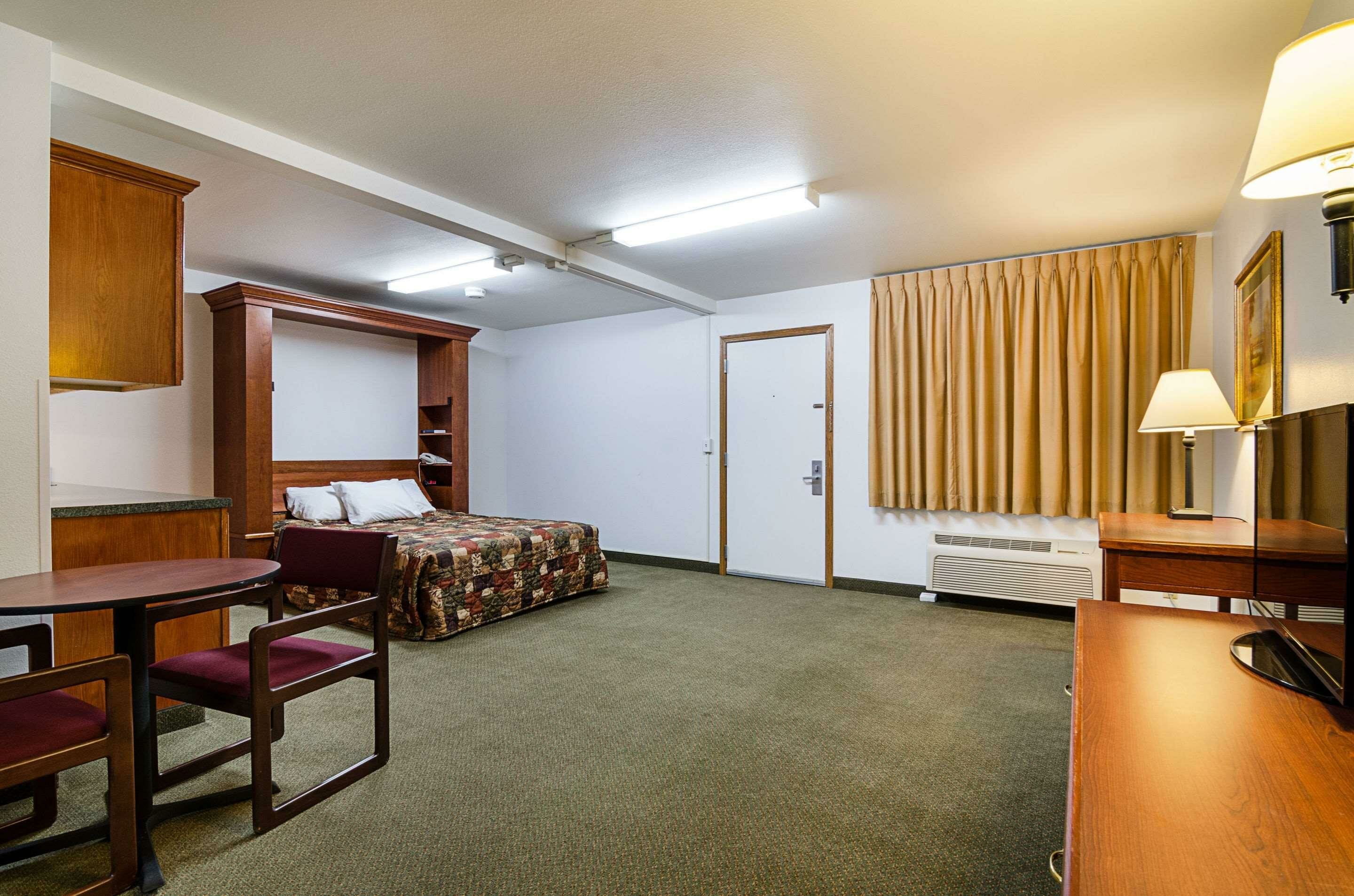 Фото Rodeway Inn