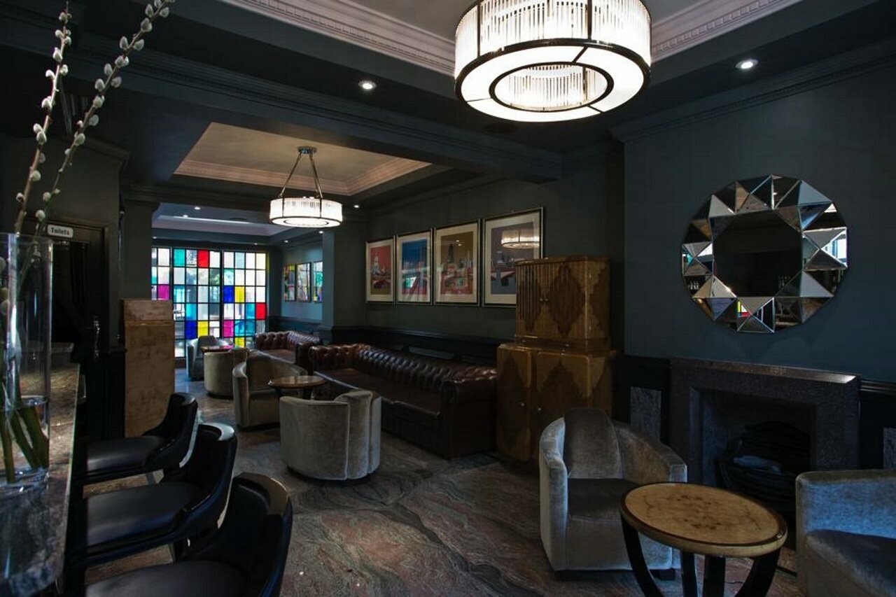 Фото The California