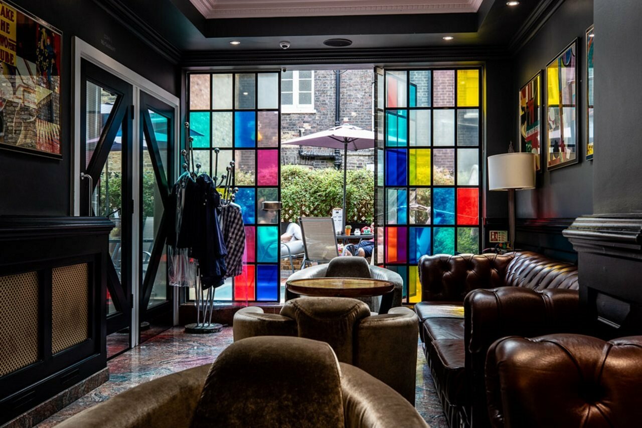 Фото The California