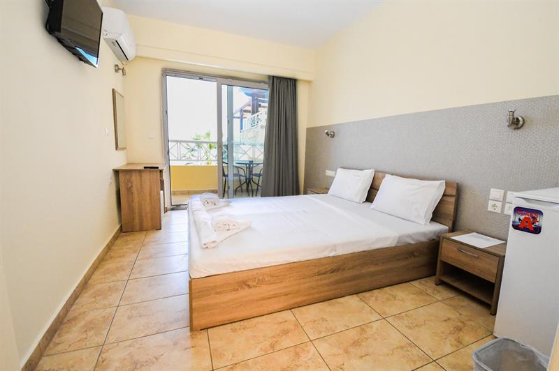 Фото Nefeli Beach Hotel