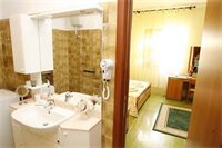 Фото Bed and Breakfast Luana Inn Airport