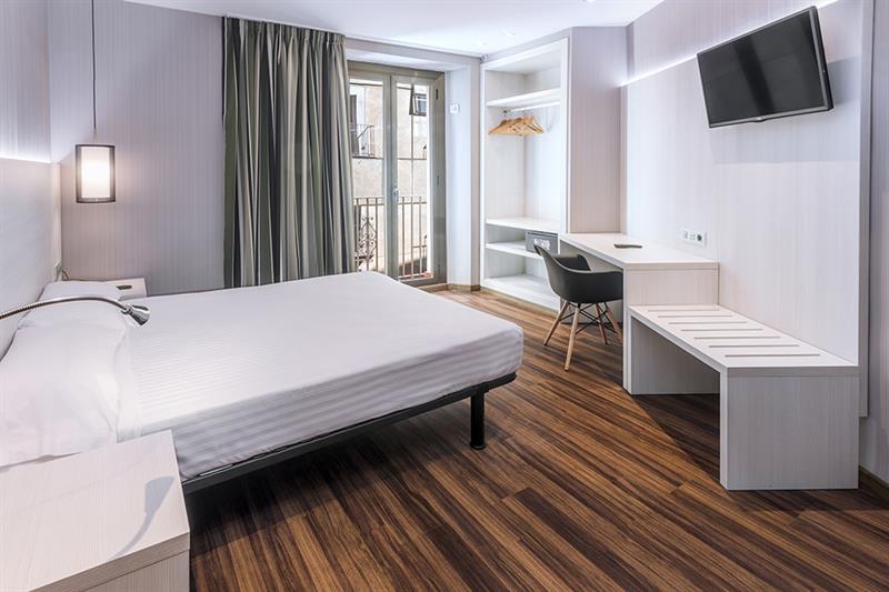 Фото Opera Ramblas