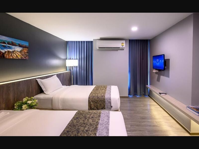 Фото Iwish Hotel