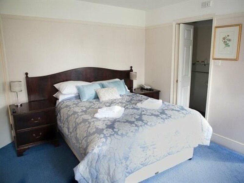 Фото Leeford Place Hotel