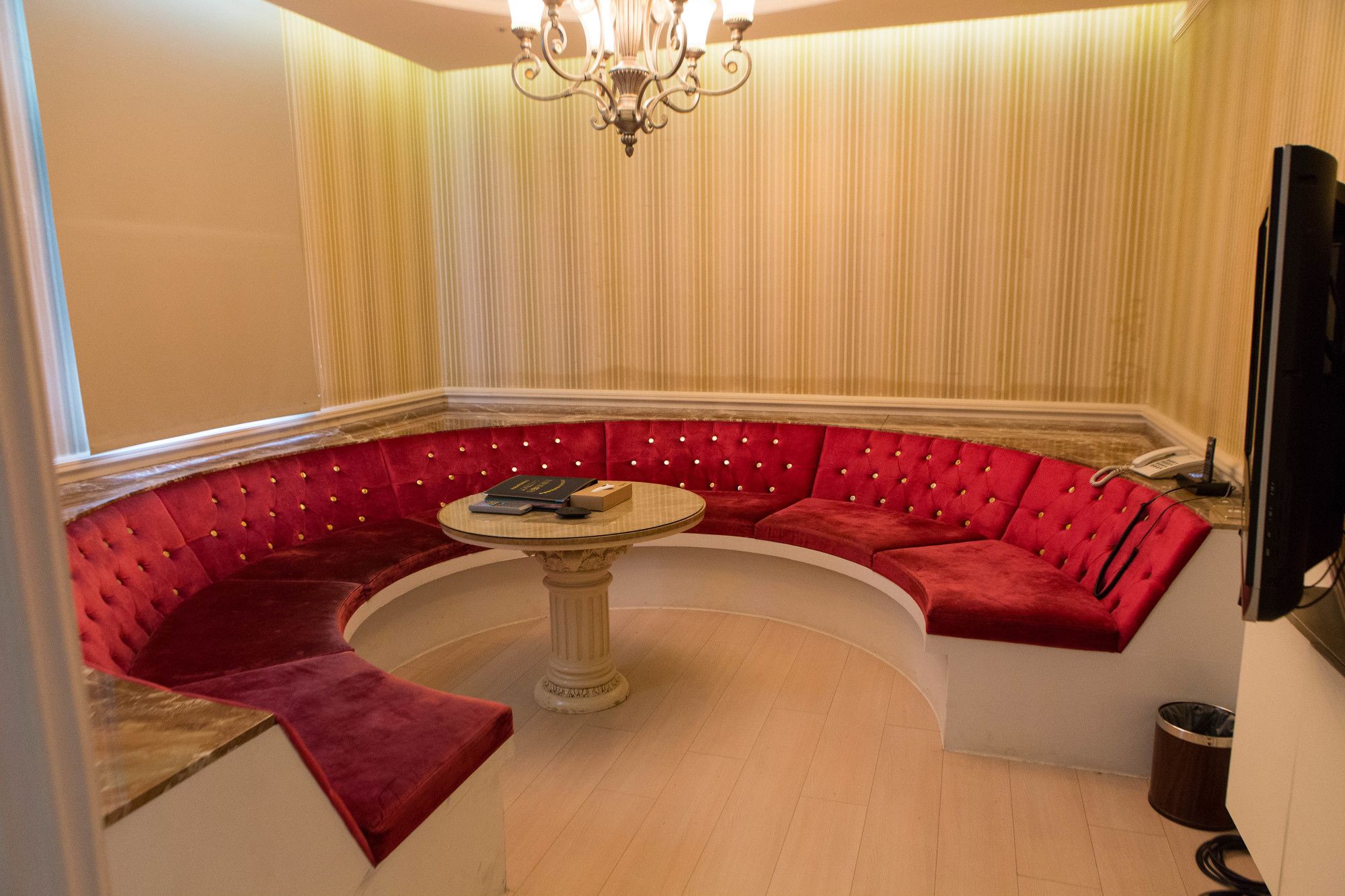 Фото All-Ur Boutique Motel - Tai-Chung Branch