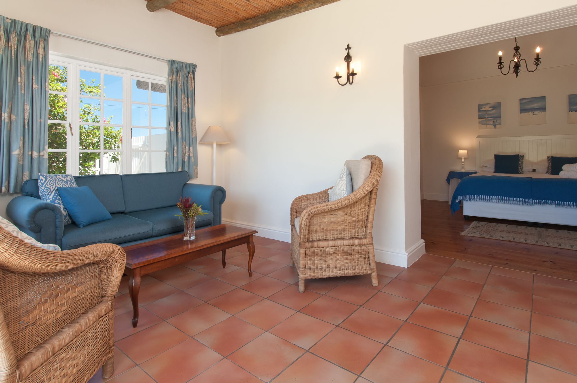 Фото Cliff Cottage