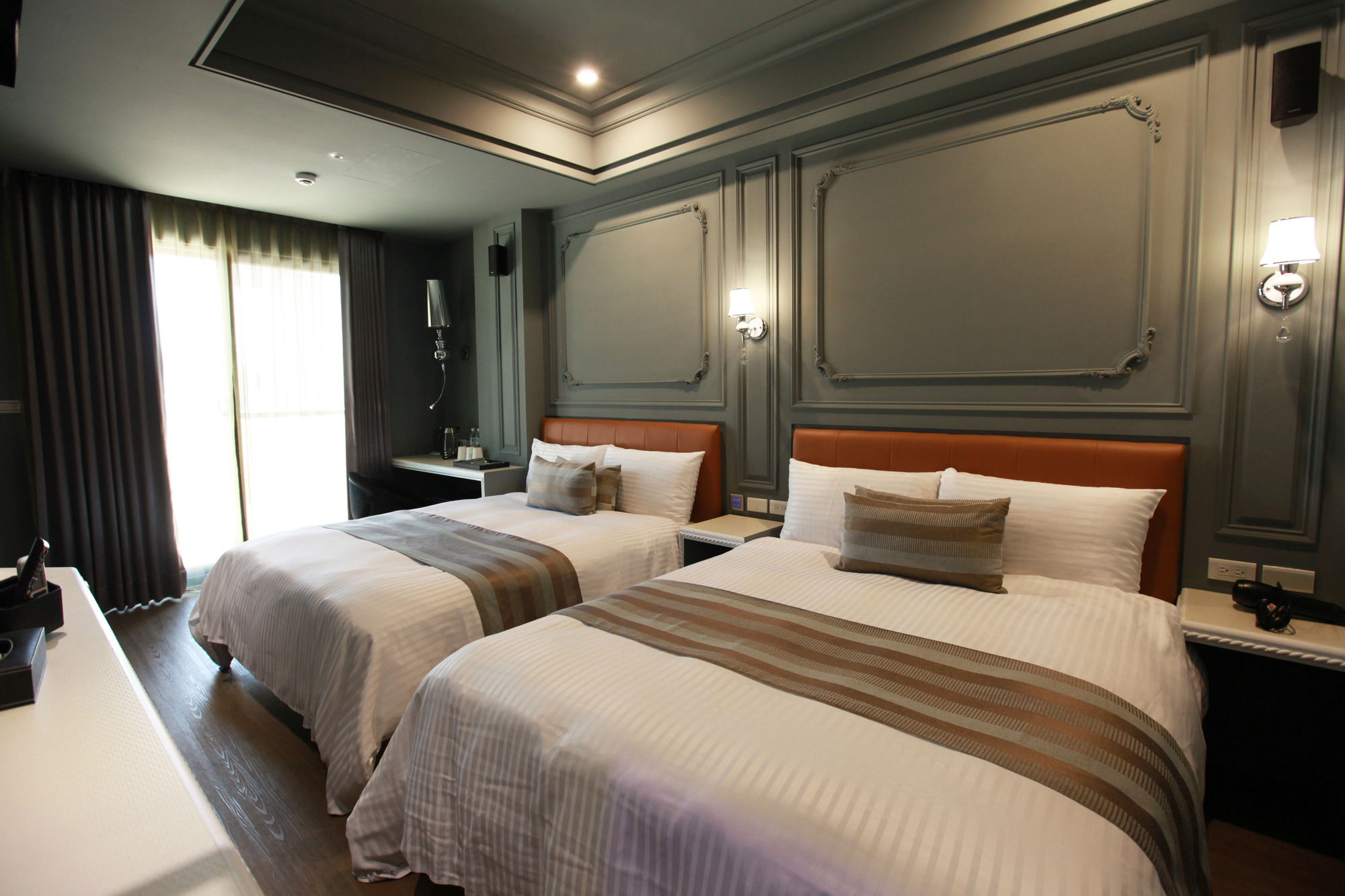 Фото отеля 2