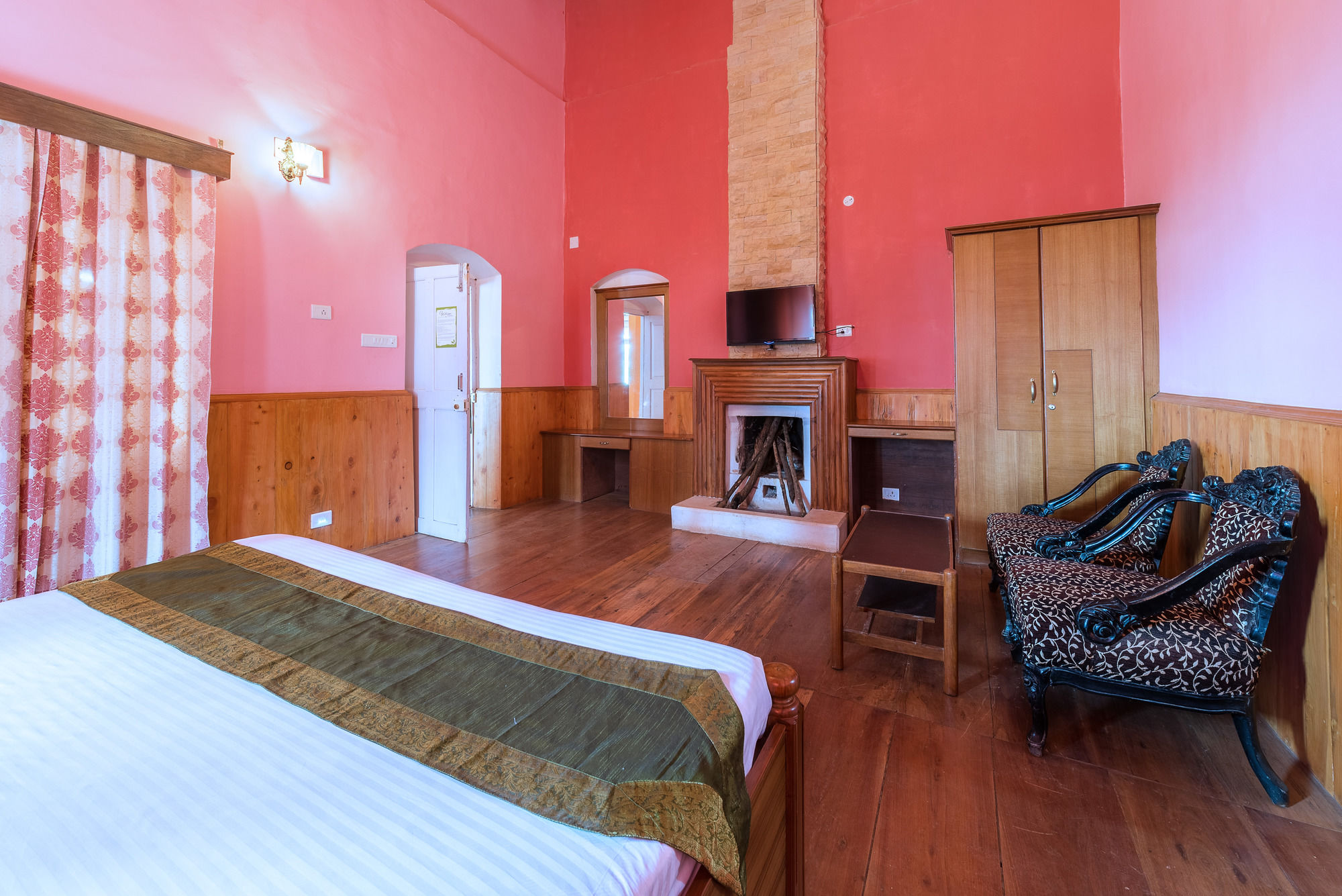 Фото Treebo Trip Rosefield Heritage