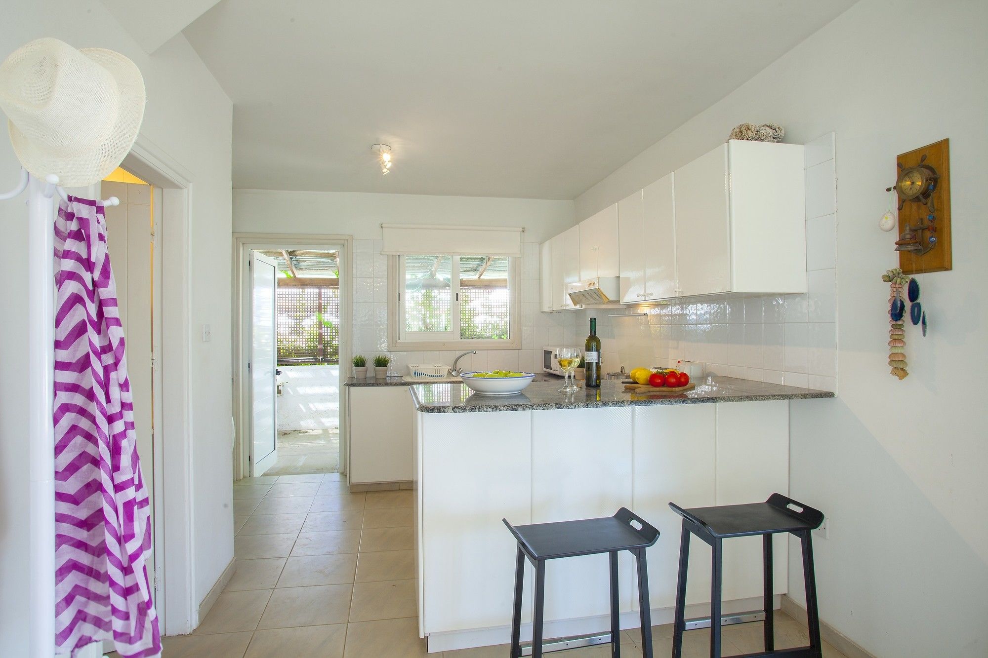 Фото Napa Beachfront Villa