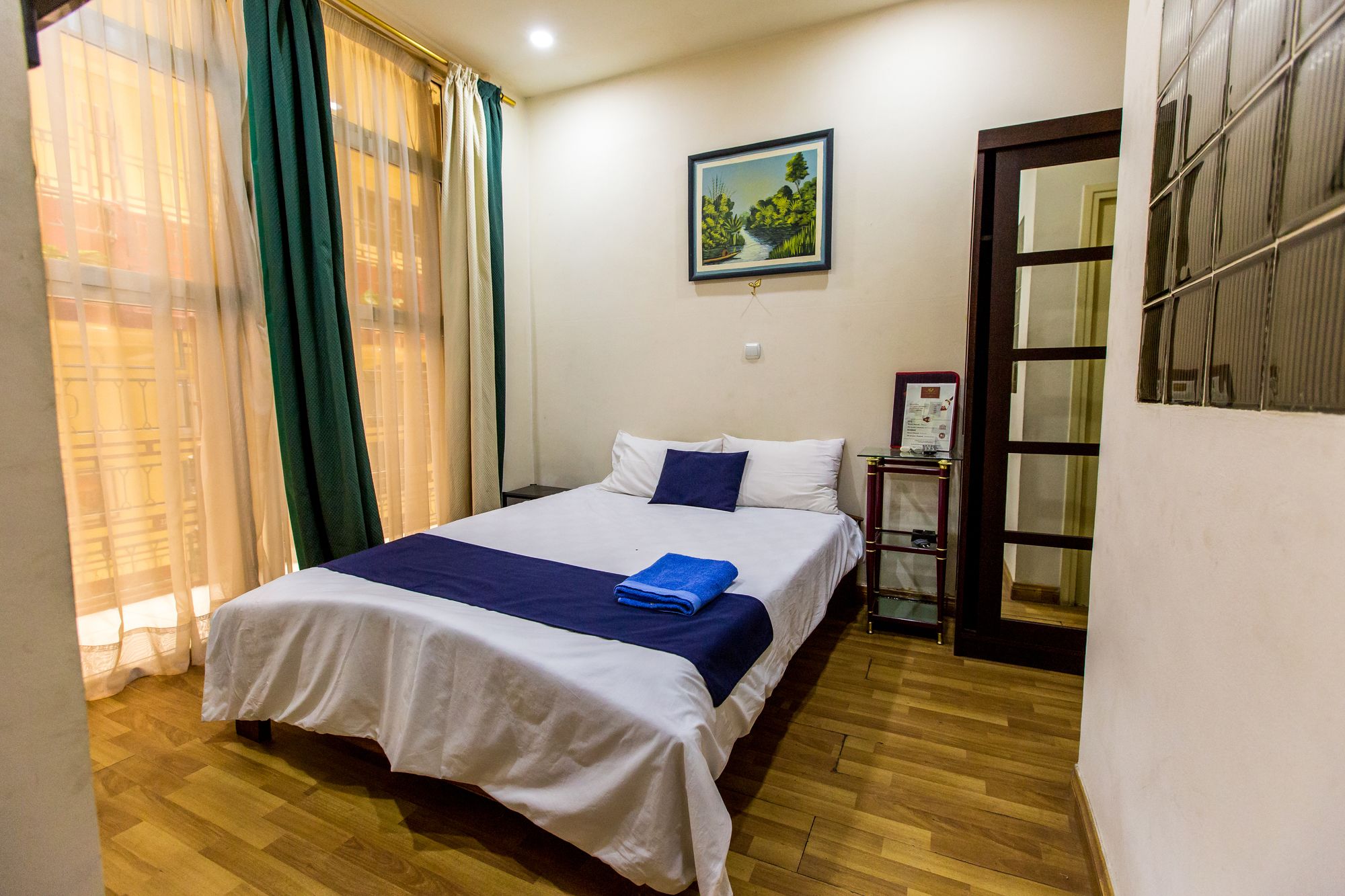 Фото отеля 3