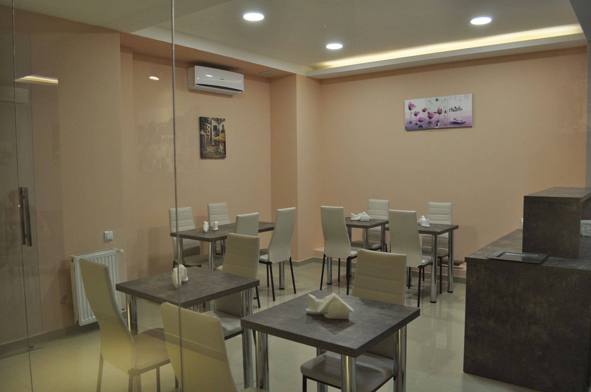 Фото Tiflis Avlabari Hotel