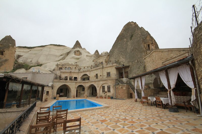 Гостиница Local Cave House Hotel в Гёреме