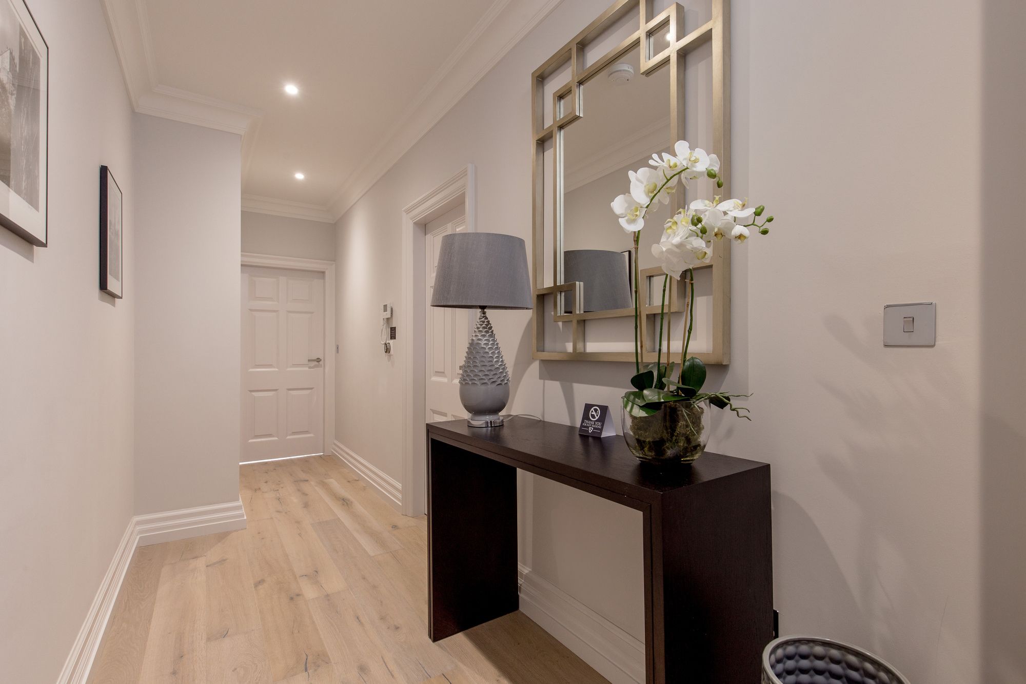 Фото Destiny Scotland Chisholm Hunter Suites